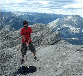 cliff-golf-fail.gif